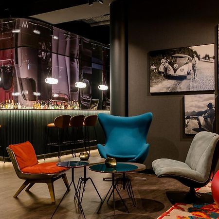Motel One Frankfurt-Eastside Франкфурт-на-Майні Екстер'єр фото