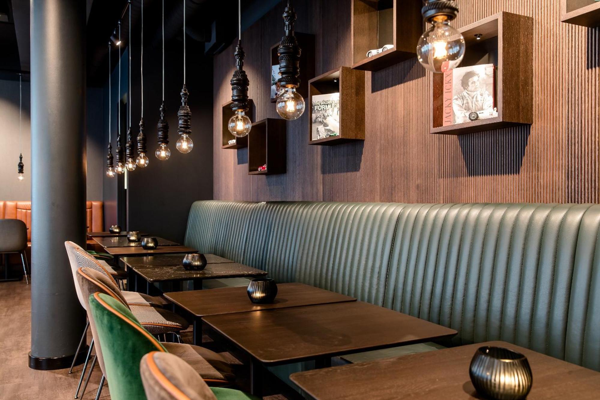 Motel One Frankfurt-Eastside Франкфурт-на-Майні Екстер'єр фото